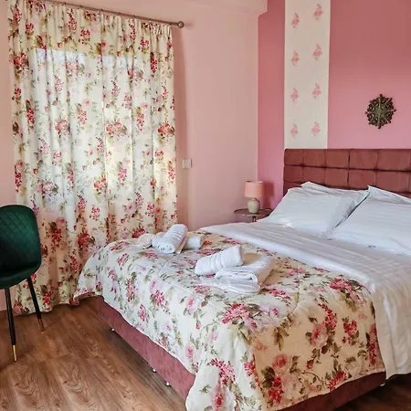 Domenica's Corfu - Roses * Alepou